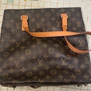 Louis Vuitton Brown Shoulder Bag with Monogram Pattern